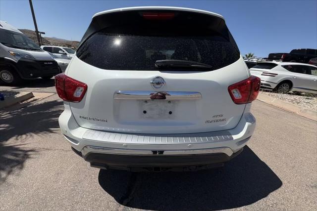 2020 Nissan Pathfinder Platinum 4WD