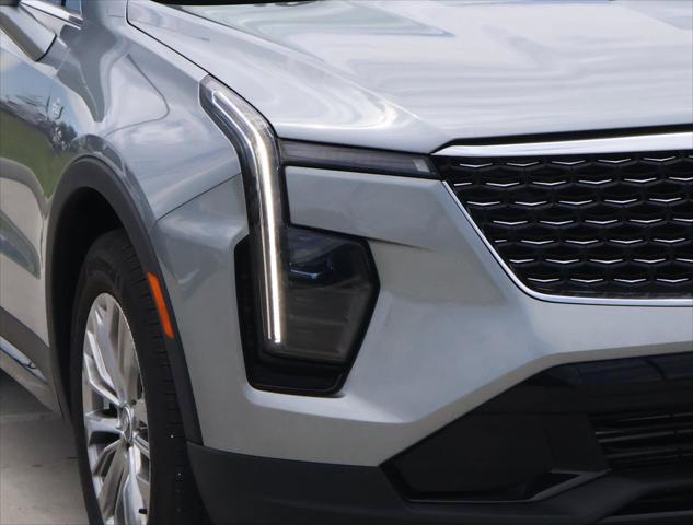 2025 Cadillac XT4 FWD Premium Luxury