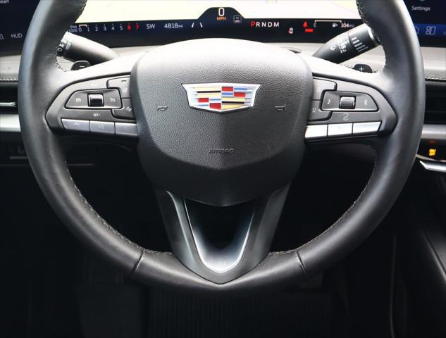 2025 Cadillac XT4 FWD Premium Luxury
