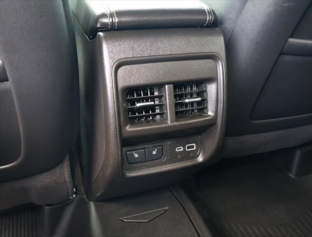 2025 Cadillac XT4 FWD Premium Luxury
