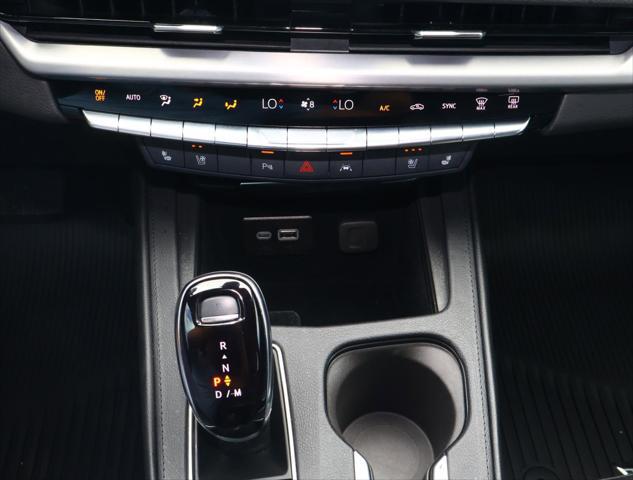 2025 Cadillac XT4 FWD Premium Luxury