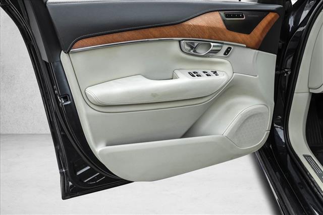 2019 Volvo XC90 T6 Inscription