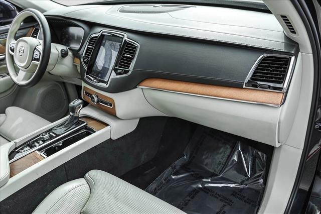 2019 Volvo XC90 T6 Inscription