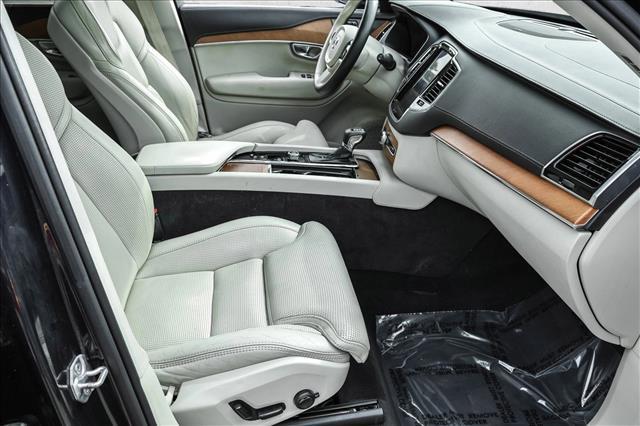 2019 Volvo XC90 T6 Inscription