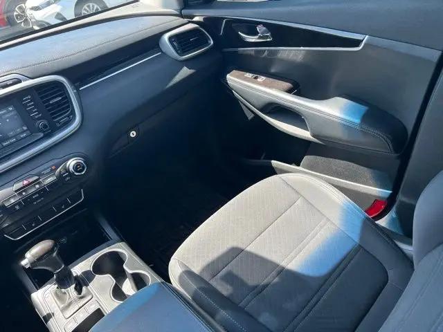 2017 Kia Sorento 2.4L LX