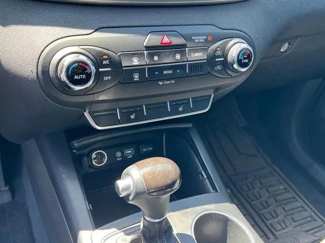 2017 Kia Sorento 2.4L LX