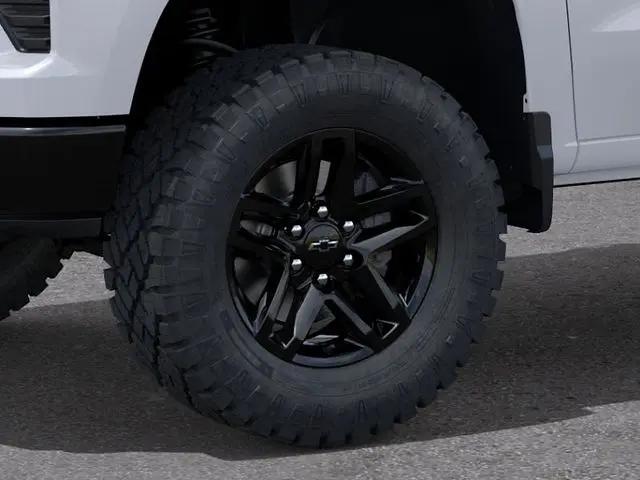 2026 Chevrolet Silverado 1500 4WD Crew Cab Short Bed Custom Trail Boss