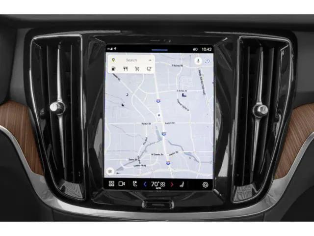 2024 Volvo S60 B5 Core Dark Theme