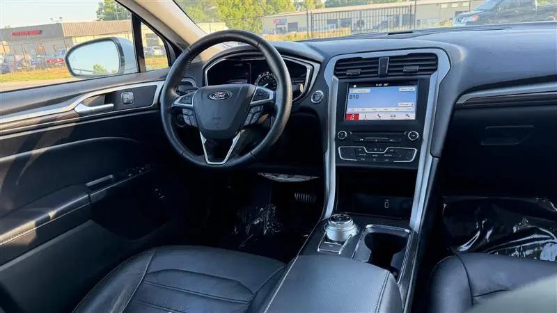 2017 Ford Fusion Hybrid SE