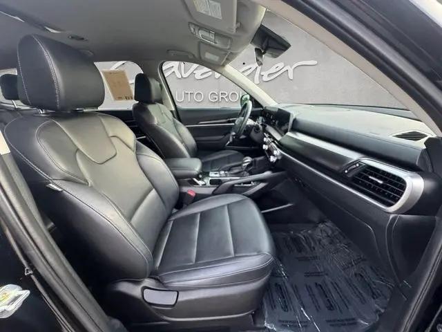 2023 Kia Telluride LX