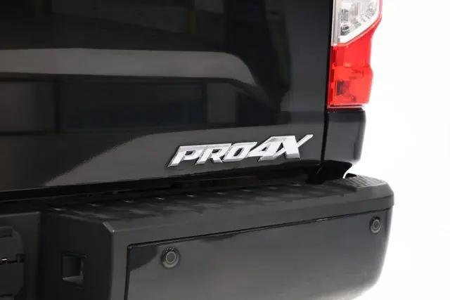 2018 Nissan Titan PRO-4X