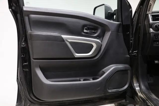 2018 Nissan Titan PRO-4X