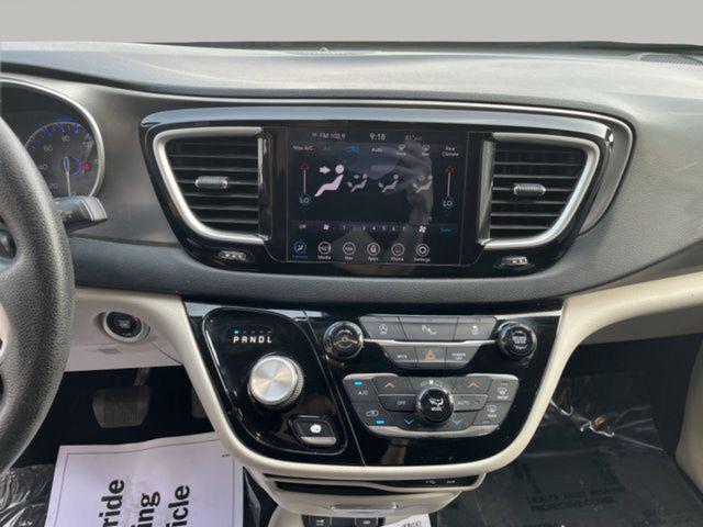 2020 Chrysler Pacifica Touring