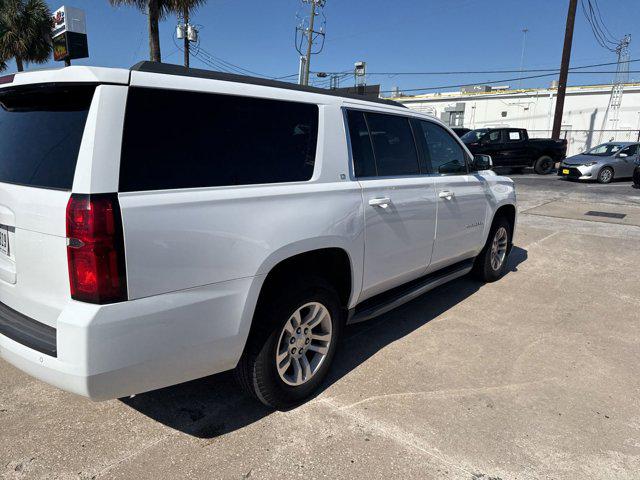2017 Chevrolet Suburban LT
