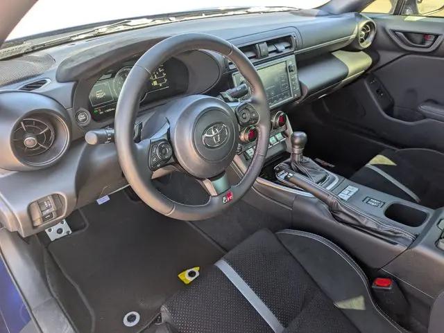 2025 Toyota GR86 Premium