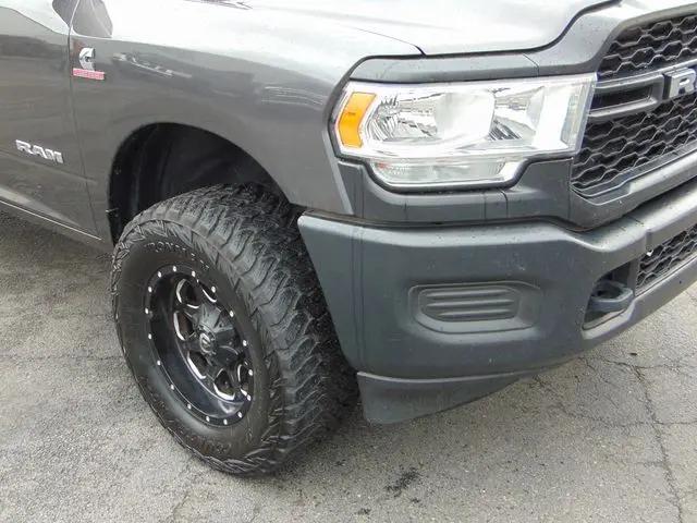 2022 Ram 3500 Tradesman Crew Cab 4x4 6'4" Box