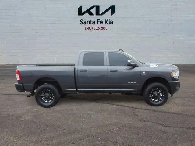 2022 Ram 3500 Tradesman Crew Cab 4x4 6'4" Box