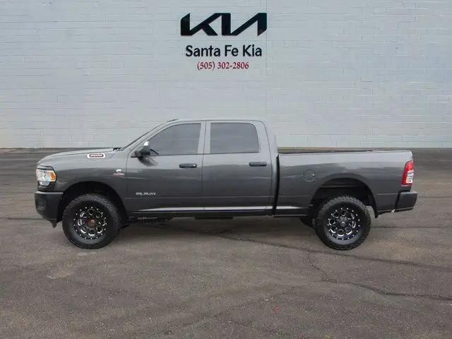 2022 Ram 3500 Tradesman Crew Cab 4x4 6'4" Box