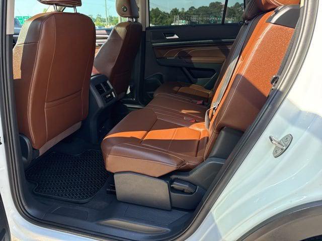 2023 Volkswagen Atlas 3.6L V6 SE w/Technology