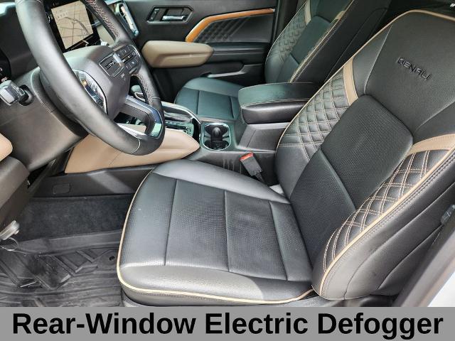 2023 GMC Canyon 4WD Crew Cab Short Box Denali