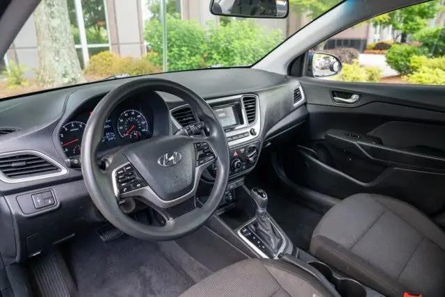 2020 Hyundai Accent SE