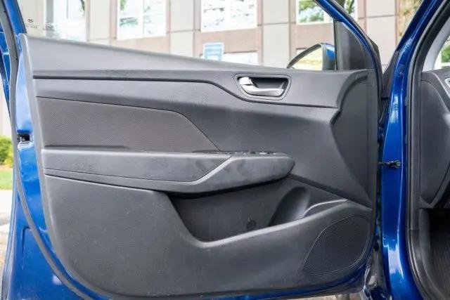 2020 Hyundai Accent SE
