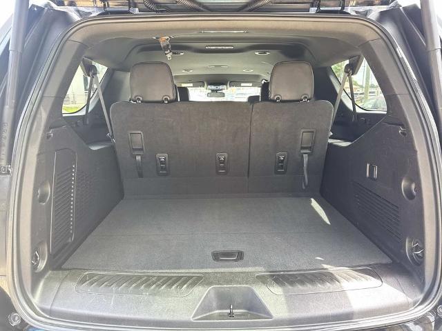 2023 Chevrolet Suburban 4WD LT