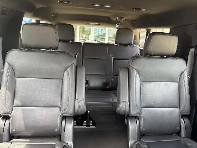 2023 Chevrolet Suburban 4WD LT