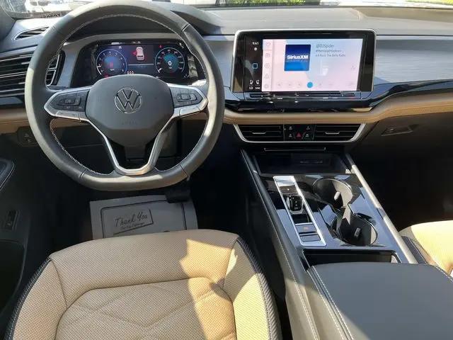 2026 Volkswagen Atlas Cross Sport SE with Technology