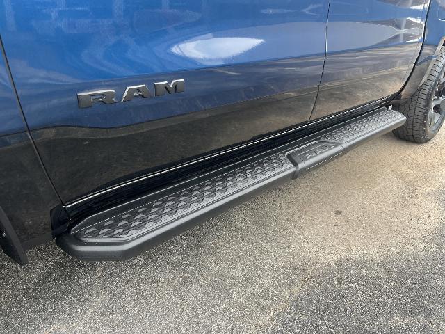 2022 Ram 1500 Lone Star Crew Cab 4x4 5'7" Box
