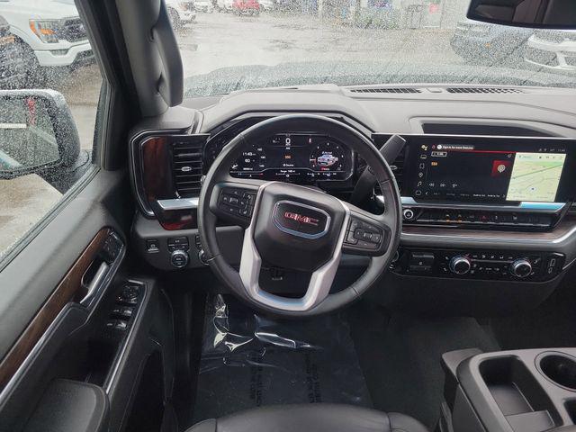 2025 GMC Sierra 1500 4WD Crew Cab Short Box SLT