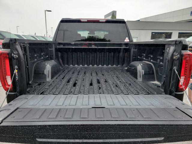 2025 GMC Sierra 1500 4WD Crew Cab Short Box SLT