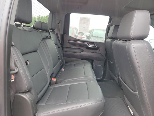 2025 GMC Sierra 1500 4WD Crew Cab Short Box SLT