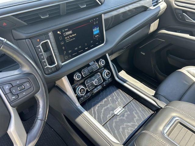 2022 GMC Yukon 4WD Denali