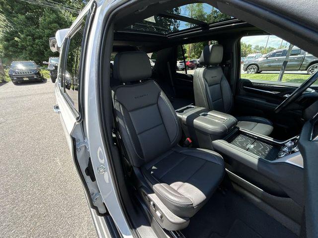 2022 GMC Yukon 4WD Denali