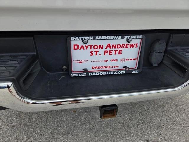 2021 Ram 1500 Laramie Crew Cab 4x2 5'7" Box