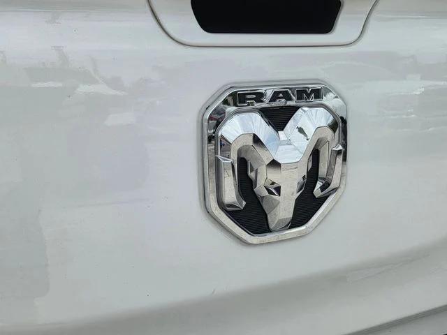 2021 Ram 1500 Laramie Crew Cab 4x2 5'7" Box