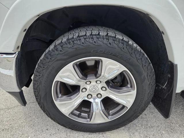 2021 Ram 1500 Laramie Crew Cab 4x2 5'7" Box