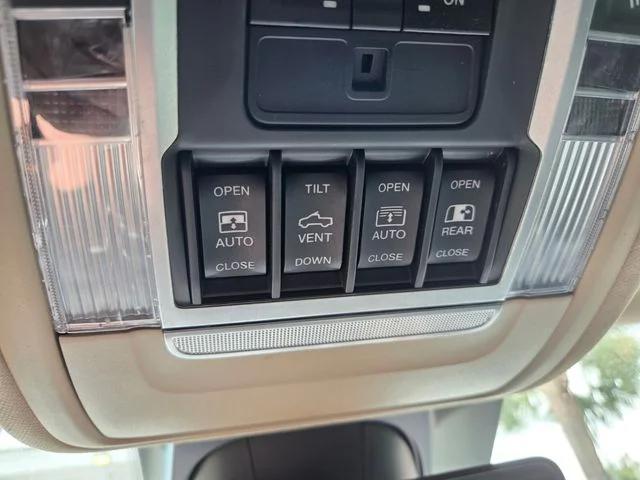 2021 Ram 1500 Laramie Crew Cab 4x2 5'7" Box