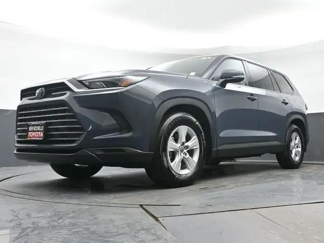 2026 Toyota Grand Highlander LE
