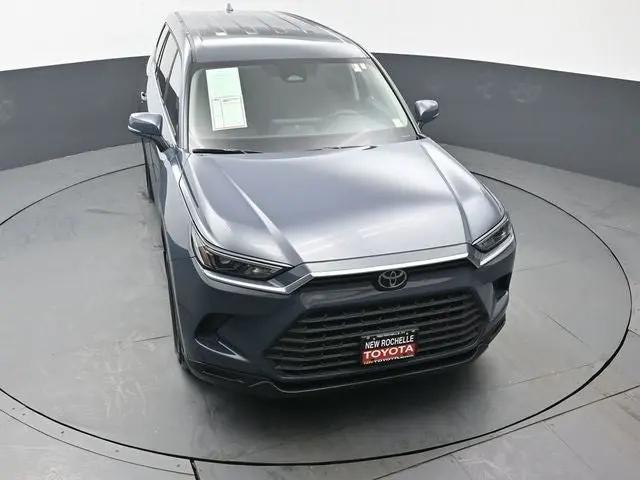 2026 Toyota Grand Highlander LE