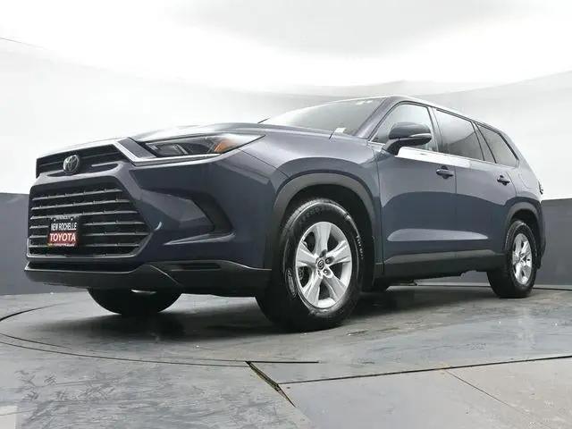 2026 Toyota Grand Highlander LE