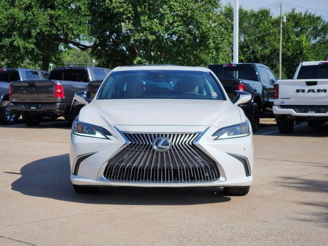 2020 Lexus ES 350 Unknown