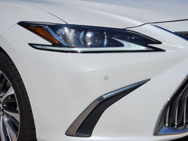 2020 Lexus ES 350 Unknown