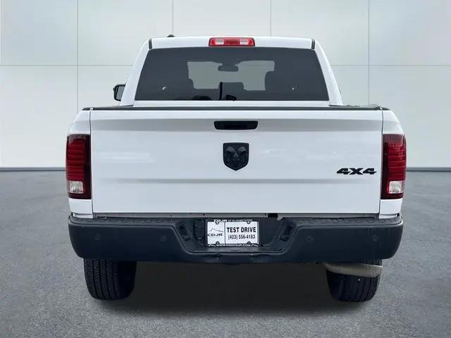 2024 Ram 1500 Classic Warlock Crew Cab 4x4 5'7" Box