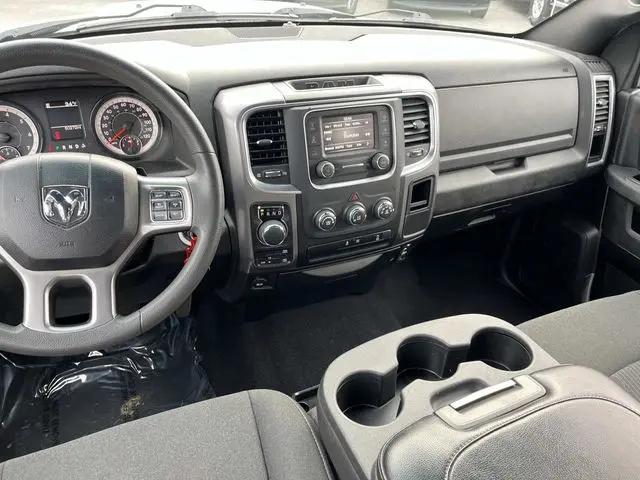 2024 Ram 1500 Classic Warlock Crew Cab 4x4 5'7" Box