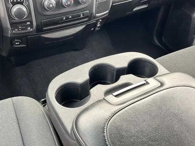2024 Ram 1500 Classic Warlock Crew Cab 4x4 5'7" Box