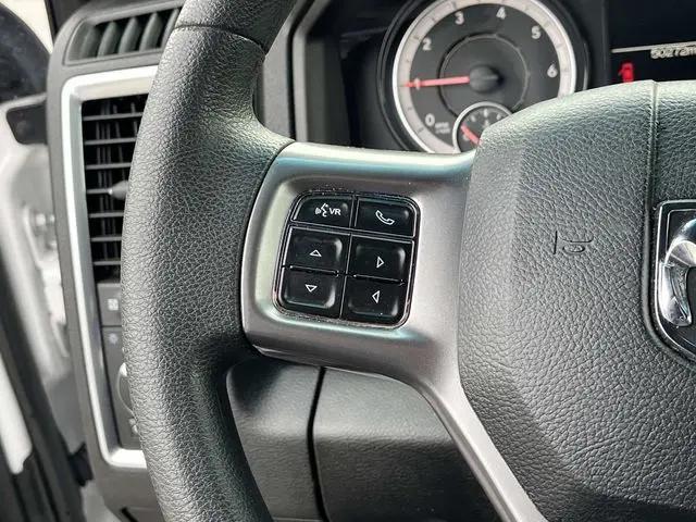 2024 Ram 1500 Classic Warlock Crew Cab 4x4 5'7" Box