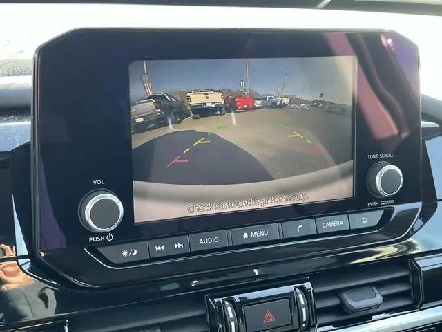 2025 Nissan Pathfinder SV FWD