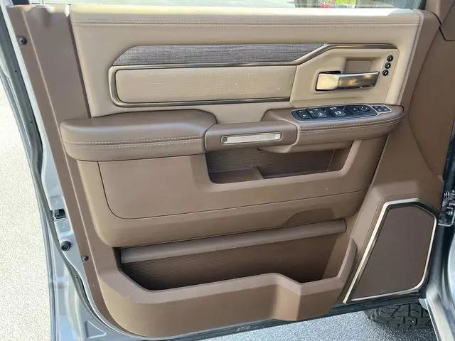 2024 Ram 2500 Limited Longhorn Crew Cab 4x4 6'4" Box
